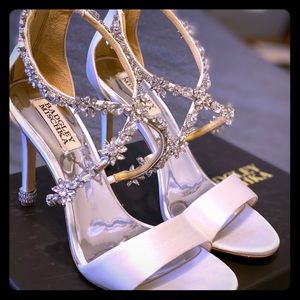 NEW Badgley Mischka Heels
